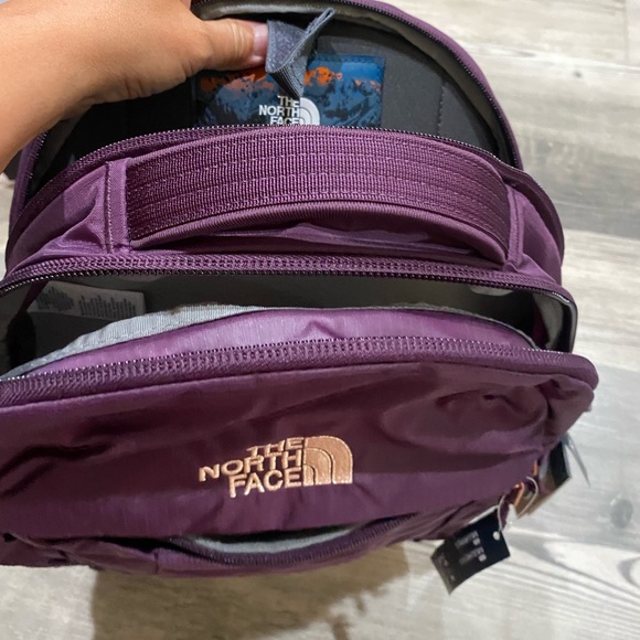 The North Face Recon Backpack Blackberry Rose Gold - Picture 6 of 10